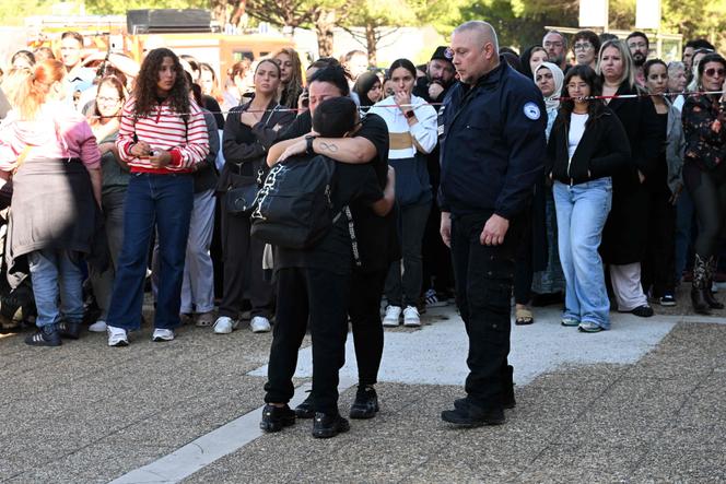 f592fc72-c963-44a7-9d7b-17b509d4ee1b Une fusillade dans un collège à Aubagne : le contexte et les réactions